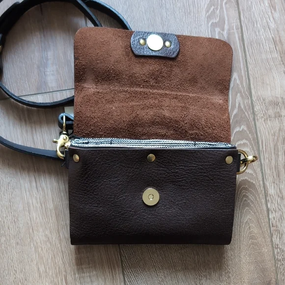 Kate Sheridan Chocolate Cross Body Bag - Picture 4 of 5